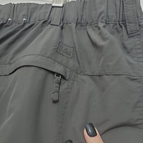 REI | Convertible Zip Leg Outdoor Hiking Pants - damage, see description & pics - Picture 6 of 15